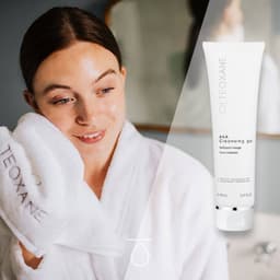 Gel Rửa Mặt Teoxane AHA Cleansing 150ml